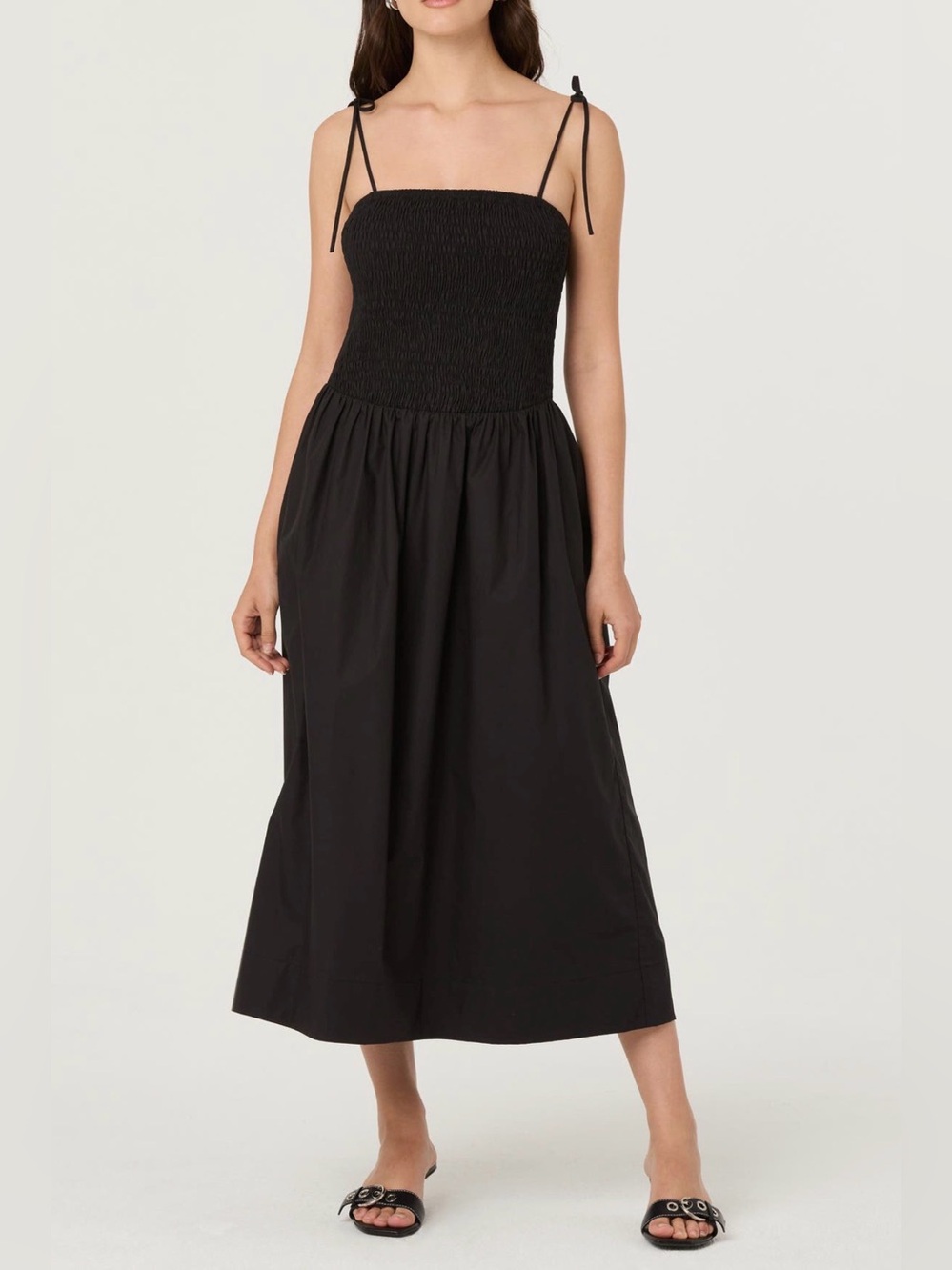 *NWT* ASTR the Label / Drop Waist Smocked Midi Dress / Black / Large